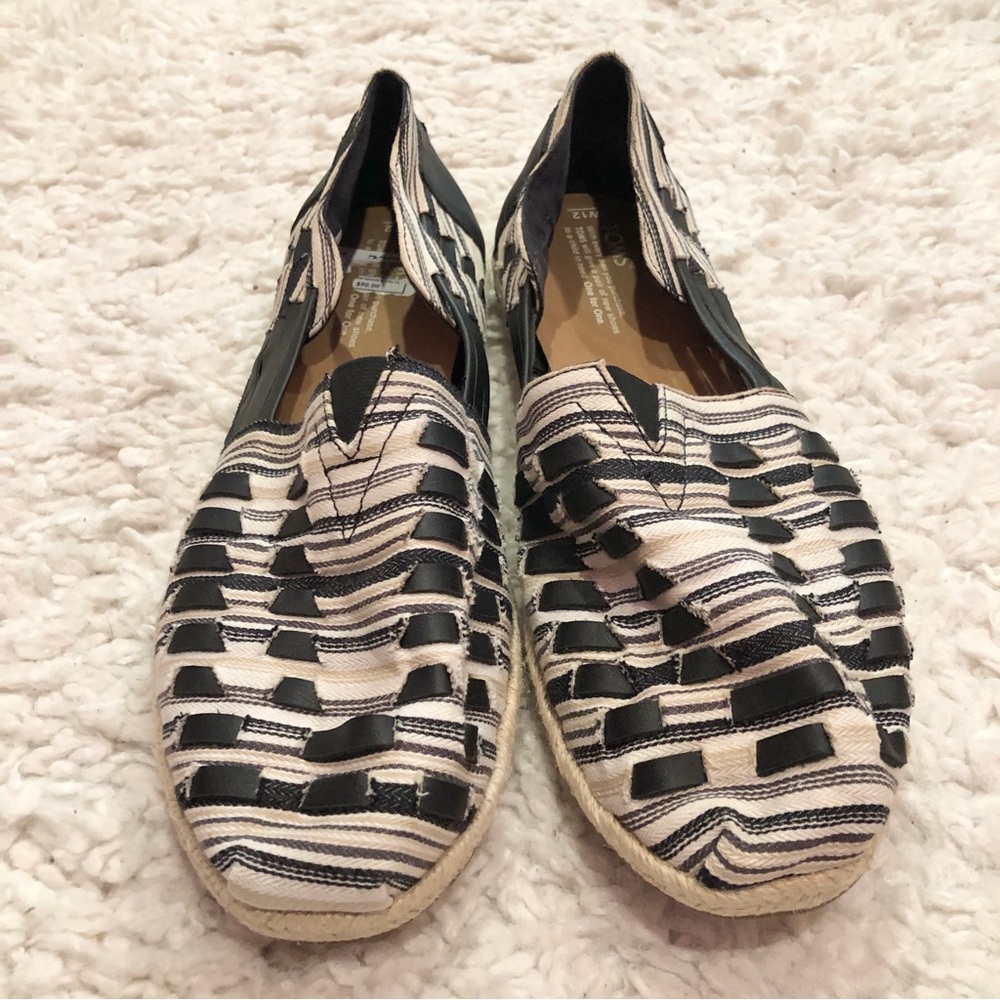 Toms Huarache Alpargata Woven Leather Espadrille Slip On Shoes Black White 12 - Picture 2 of 10